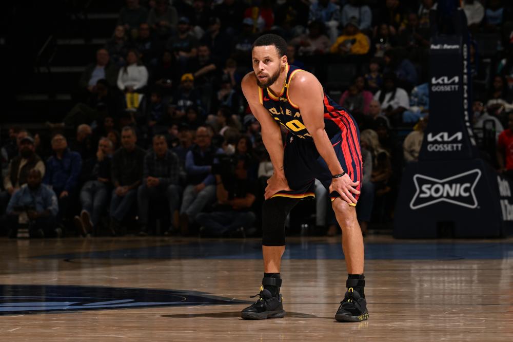 吴前多年稳 吴前多年稳