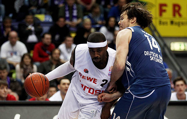 的表现同样 的表现同样