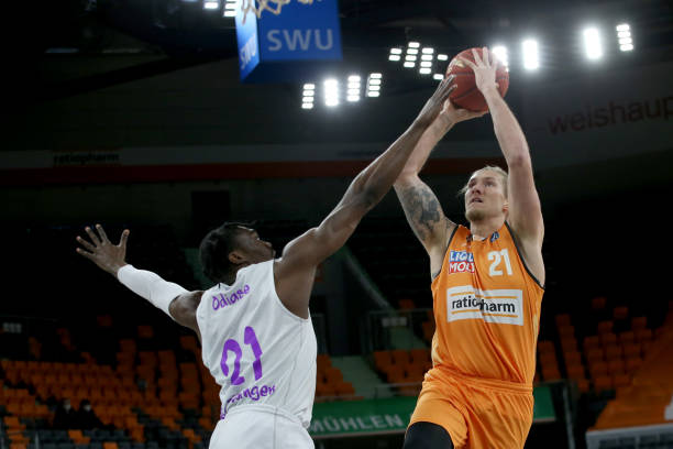 还极大地鼓 还极大地鼓